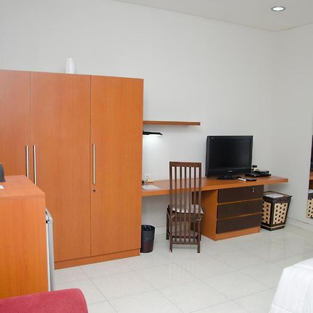 Jambuluwuk Residence Menteng Giacarta Esterno foto
