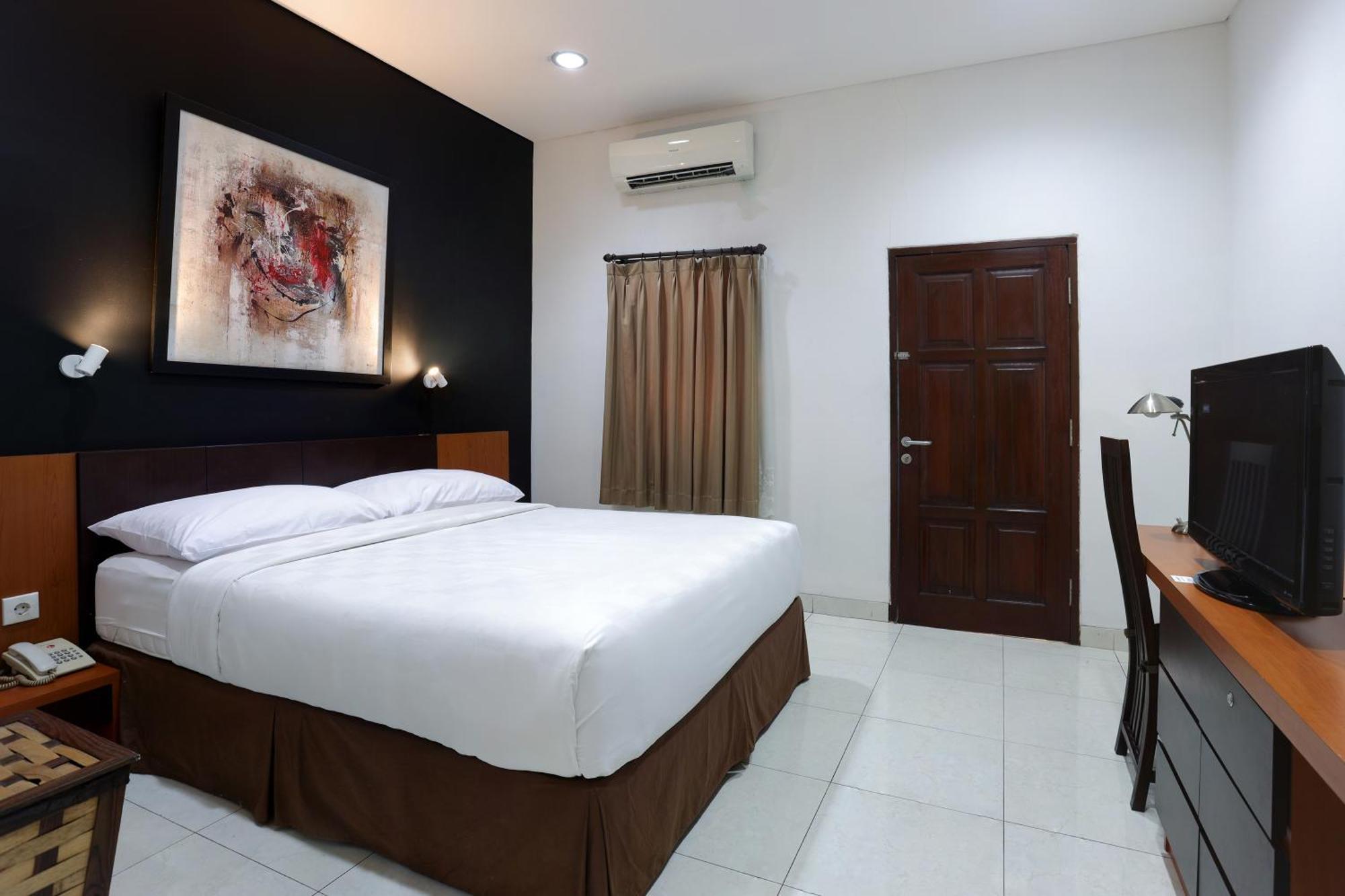 Jambuluwuk Residence Menteng Giacarta Esterno foto