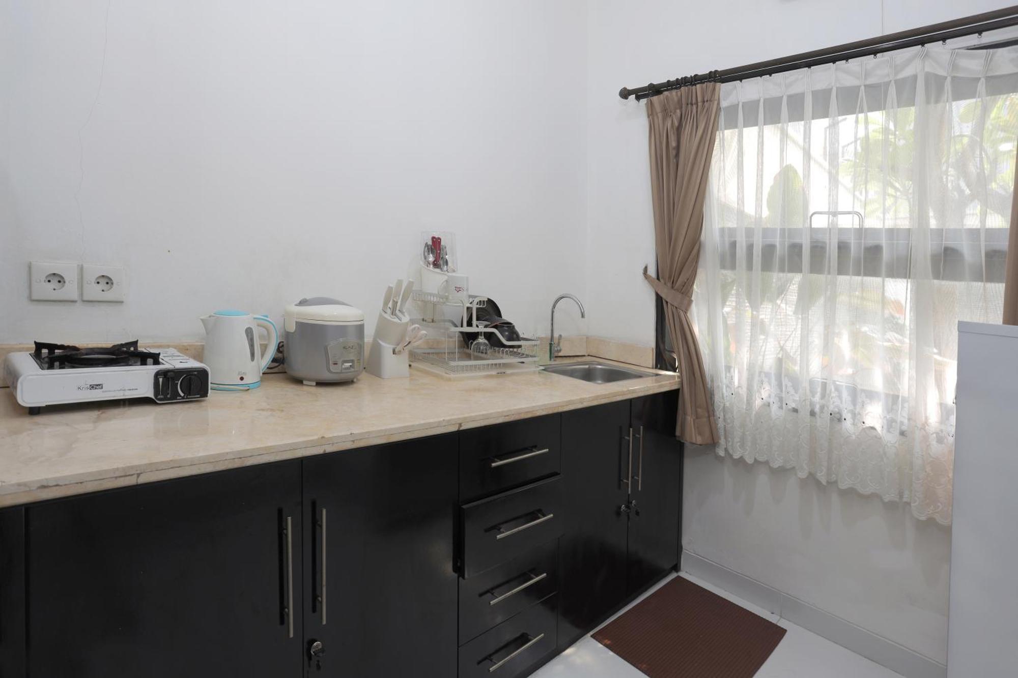 Jambuluwuk Residence Menteng Giacarta Esterno foto