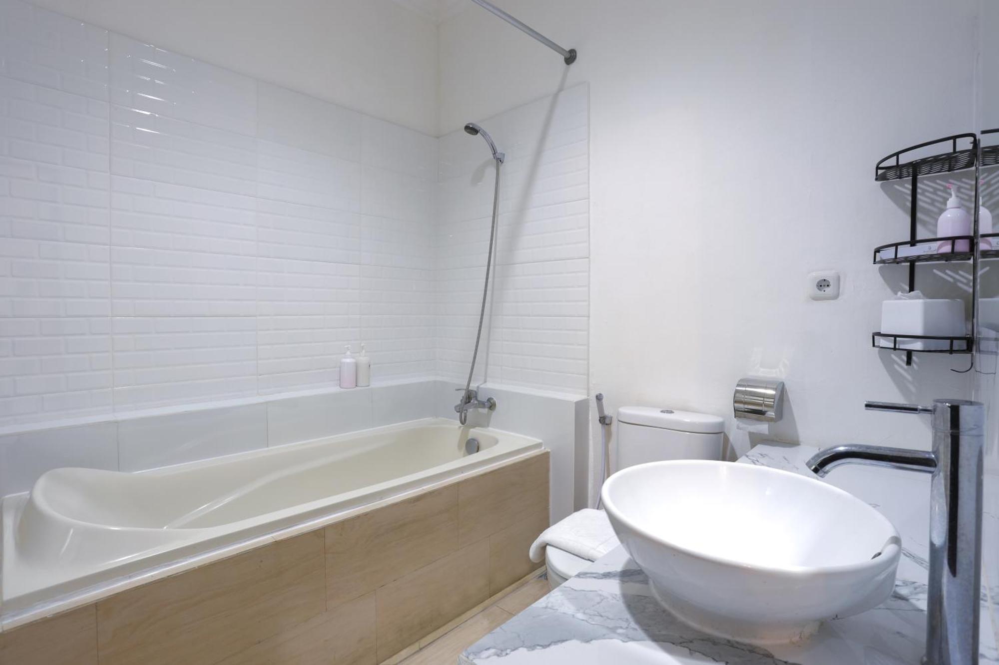 Jambuluwuk Residence Menteng Giacarta Esterno foto