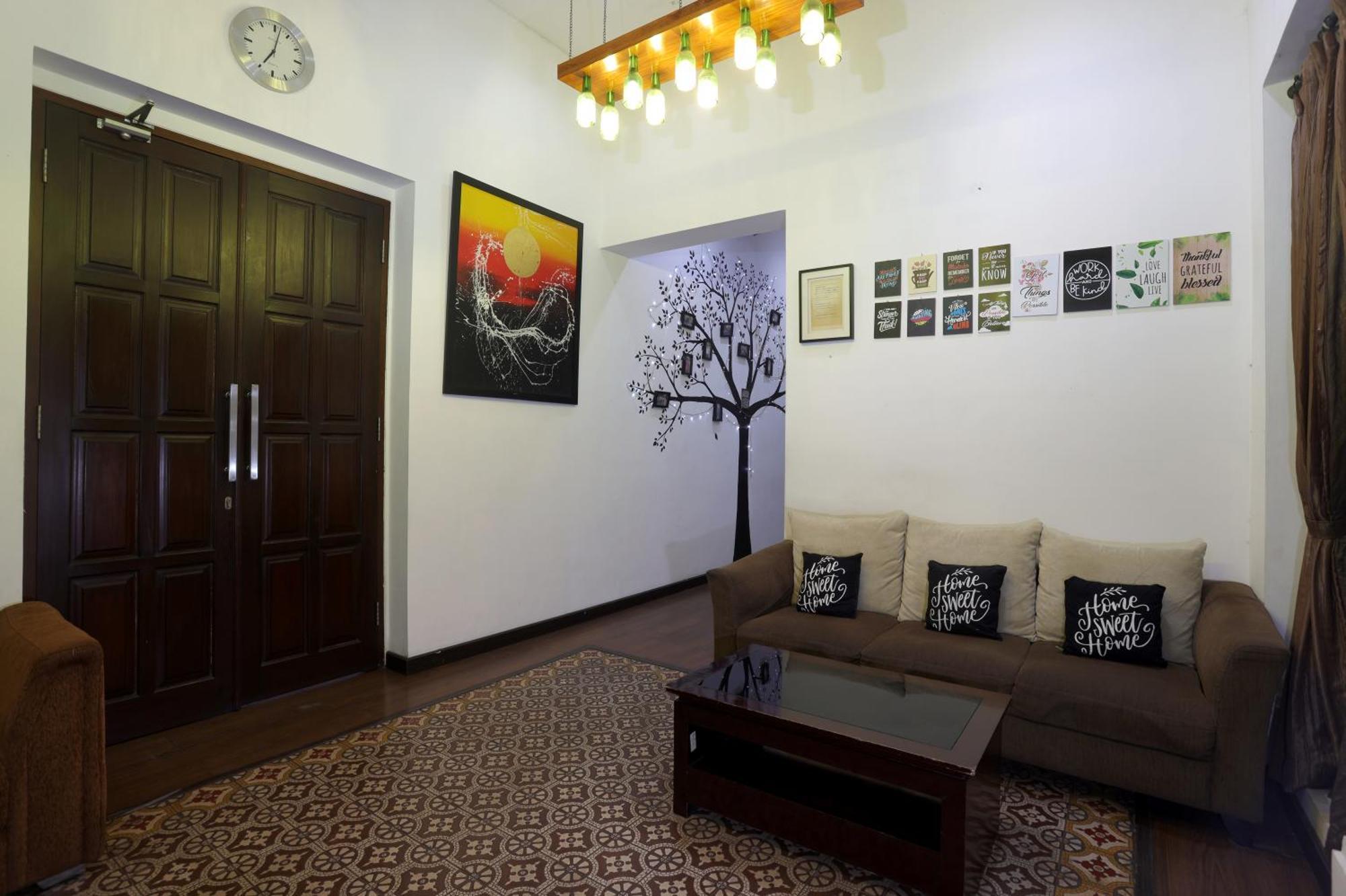 Jambuluwuk Residence Menteng Giacarta Esterno foto